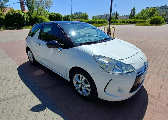 łódzkie Citroen DS3 cena 20000 przebieg: 93300, rok produkcji 2010 z Kutno